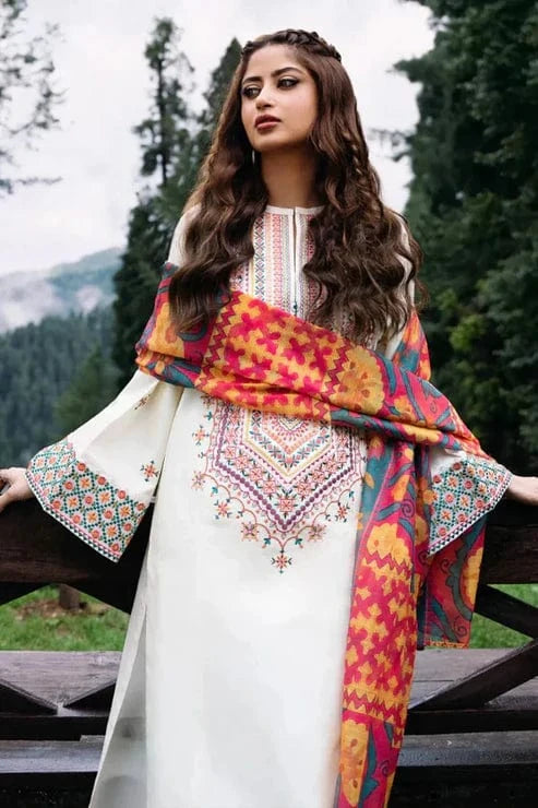 Sapphire SP-13 Dhanak Embroidered 3pc