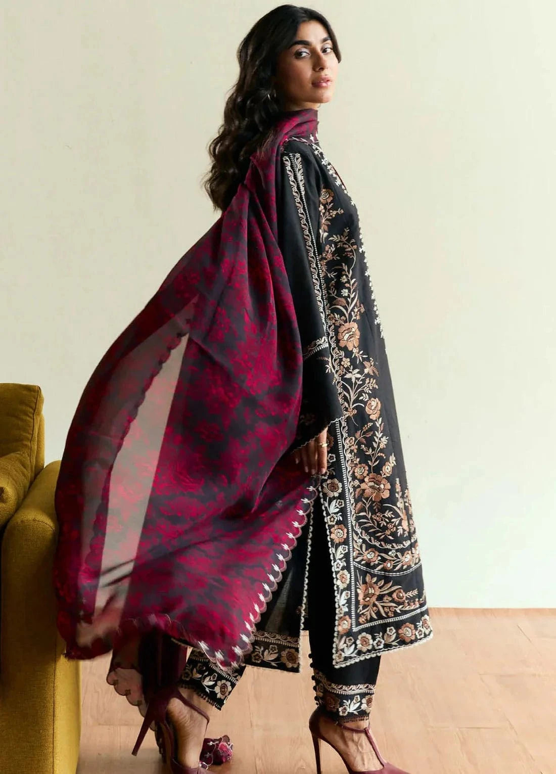 Sapphire Coco-78 Embroidered Dhanak 3pc