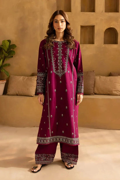 Sapphire D-92 Embroidered lawn 2pc