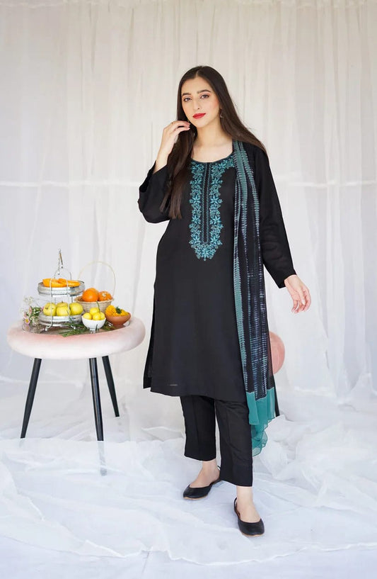 Dyot 886 Black Dhanak Embroidered 3pc