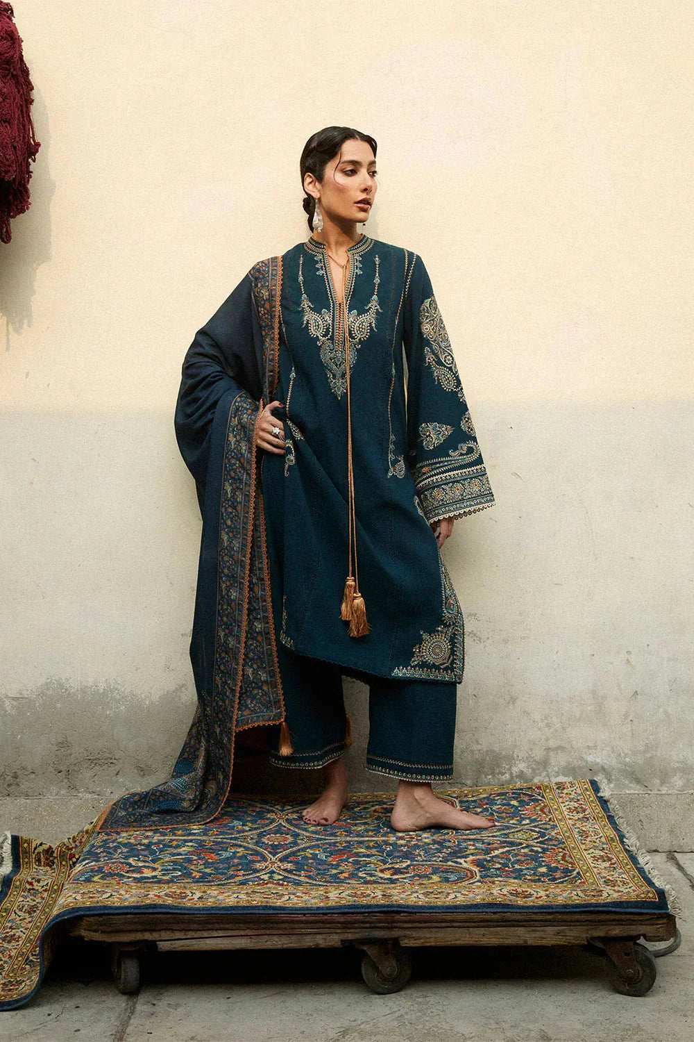 Jugnu by Hussain Rehar Summer 3PC Lawn Embroidered Suit - LC278